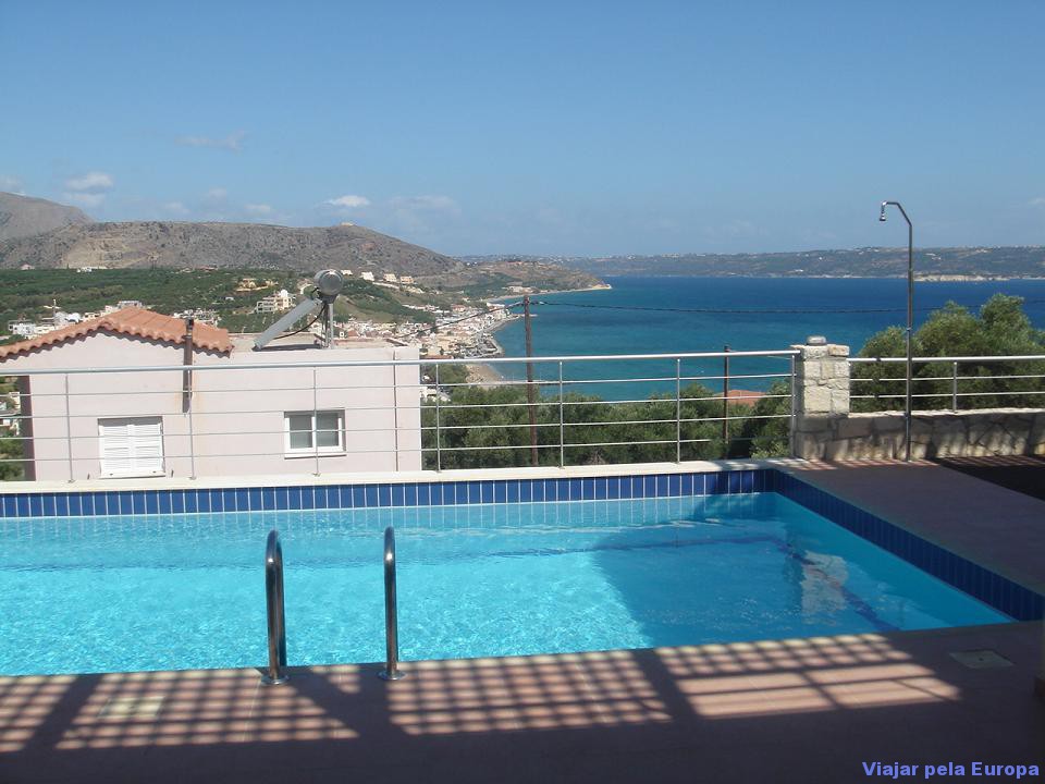 Nossa casa em Creta disponível para aluguel no site airbnb.