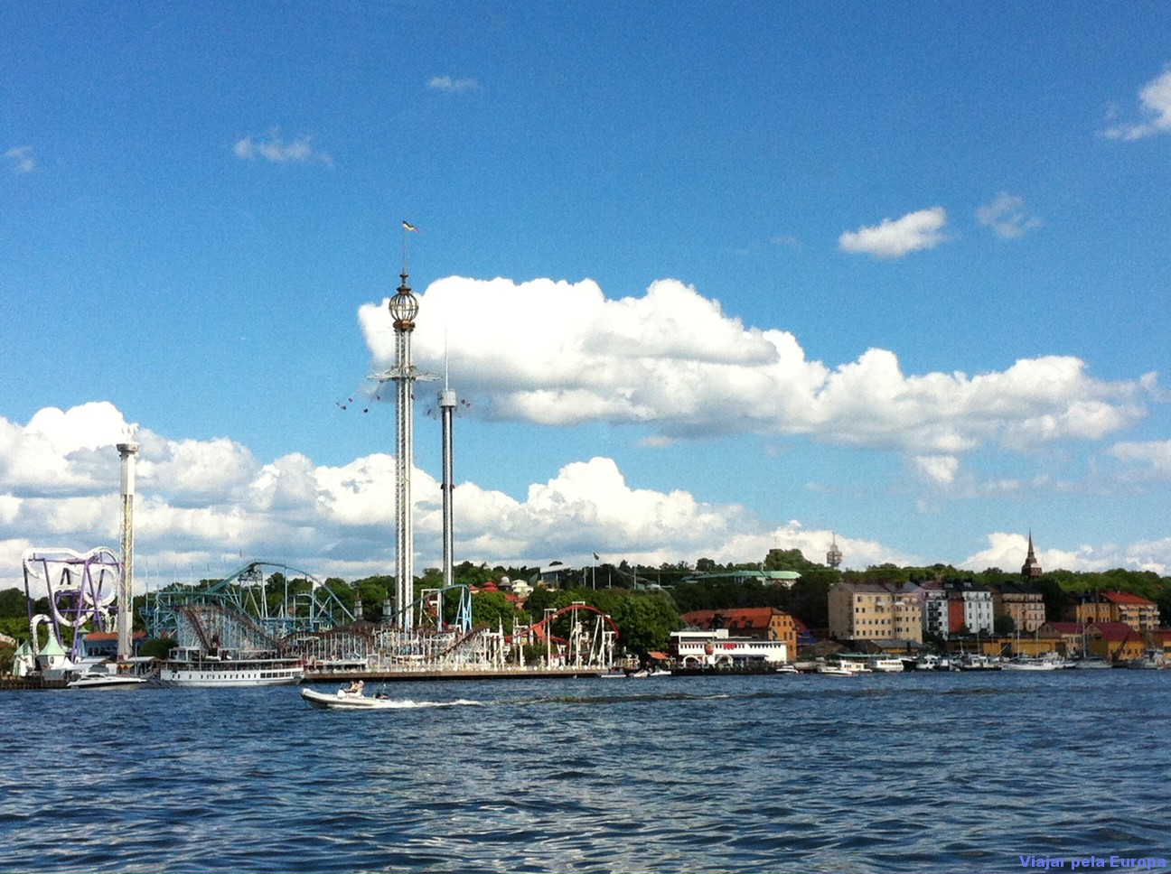 Vista do ferry a caminho de Djurgården.