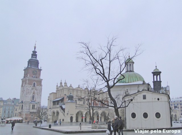 Duas características para o centro histórico de Cracóvia: pequeno e acolhedor :)
