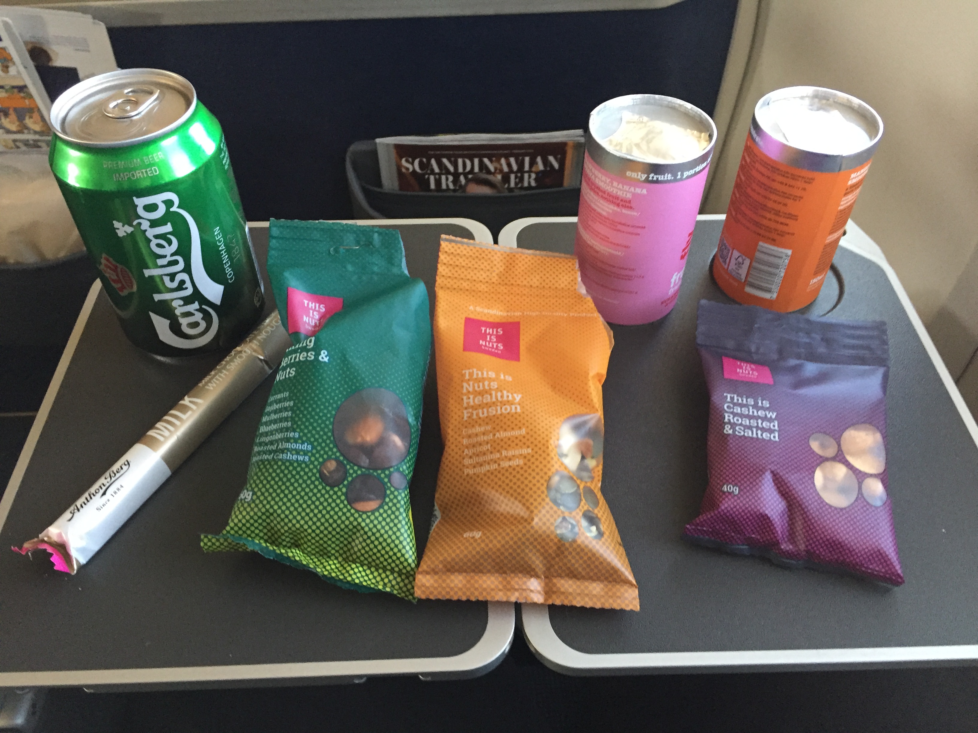 SAS flight snacks
