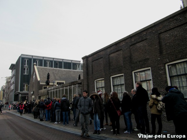 Fila - Museu Anne Frank, em Amsterdam.