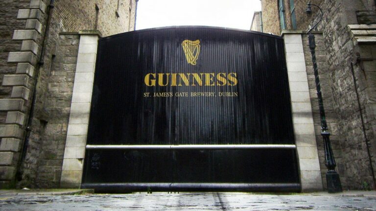 Como visitar a fábrica da cerveja Guinness em Dublin